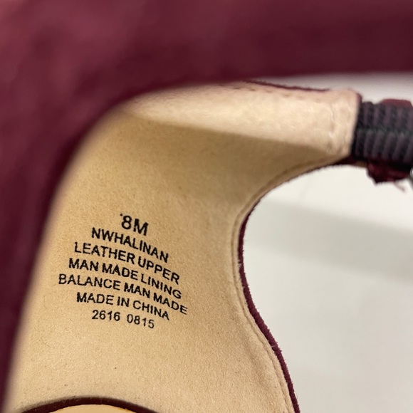 T-Strap suede heels - Picture 5 of 6